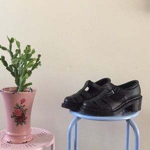 Dr martens “baby” t-bar style shoe size 7